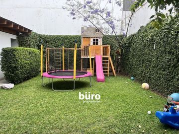 ESPECTACULAR CASA EN VENTA EN SURCO DE 3/4 DORM JARDIN GRANDE