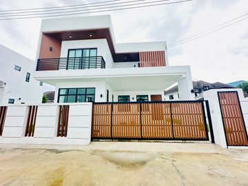 4 Bedroom House for sale in Mae Hia, Chiang Mai