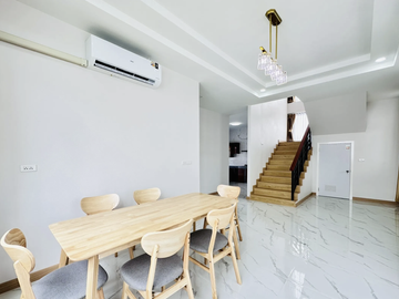4 Bedroom House for sale in Mae Hia, Chiang Mai