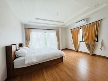 4 Bedroom House for sale in Mae Hia, Chiang Mai