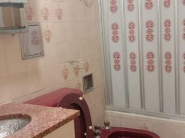 VENTA CASA 6 ambientes Bº CARNAGHI Neuquen