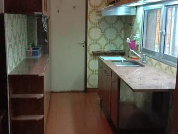 VENTA CASA 6 ambientes Bº CARNAGHI Neuquen
