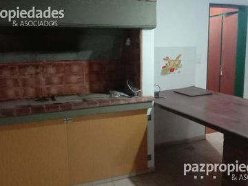 VENTA CASA 6 ambientes Bº CARNAGHI Neuquen