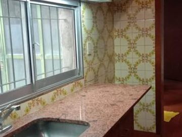 VENTA CASA 6 ambientes Bº CARNAGHI Neuquen