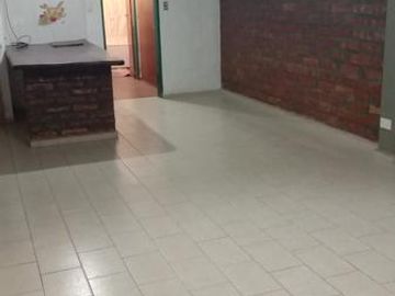 VENTA CASA 6 ambientes Bº CARNAGHI Neuquen