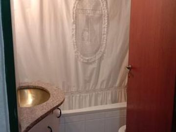 VENTA CASA 6 ambientes Bº CARNAGHI Neuquen