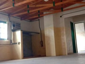 VENTA CASA 6 ambientes Bº CARNAGHI Neuquen