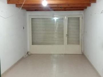 VENTA CASA 6 ambientes Bº CARNAGHI Neuquen