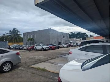 OFICINAS CORPORATIVAS CON BODEGAS Y PATIO DE MANIOBRAS EN AV. CORRERA RACHO