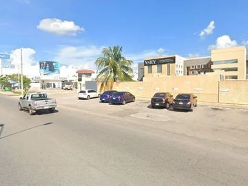 OFICINAS CORPORATIVAS CON BODEGAS Y PATIO DE MANIOBRAS EN AV. CORRERA RACHO