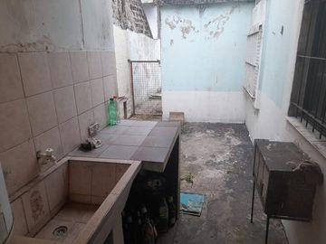 Casa - Claypole
