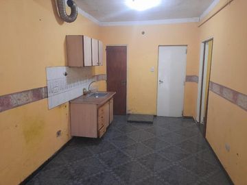 Casa - Claypole