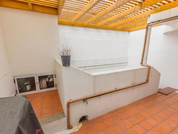 Departamento · 2 Ambientes  · Santiago Bonifacini 4200 · Santos Lugares