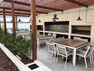 Divino 2 Ambientes con Dormitorio en Suite - Cocina Separada - Balcon - Cochera - Amenities