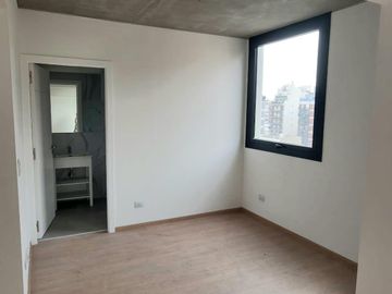 Divino 2 Ambientes con Dormitorio en Suite - Cocina Separada - Balcon - Cochera - Amenities