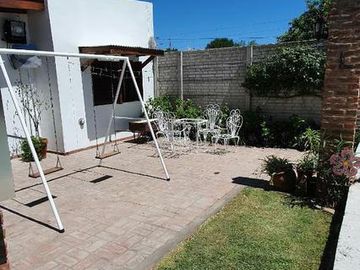 VENTA CASA  - Lisandro Olmos Etcheverry