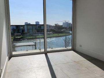 Casa al Río en Barrio Náutico Albanueva, Rincón de Milberg