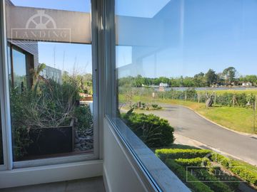 Casa al Río en Barrio Náutico Albanueva, Rincón de Milberg