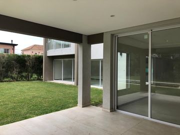 Casa - Francisco Alvarez