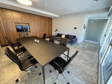 Venta departamento 4 ambientes vista al Río La Lucila  Avenida Libertador