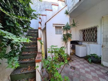 Venta  Casa frente Cochera   Reciclar Arroyito  Rosario