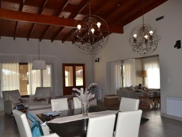 Casa a la venta en  Estancias Las Lilas, lujan