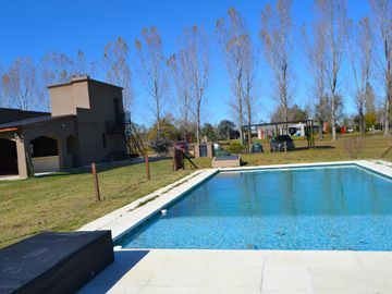 Casa a la venta en  Estancias Las Lilas, lujan