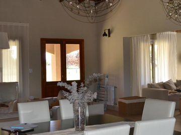 Casa a la venta en  Estancias Las Lilas, lujan