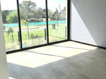 Casa - Francisco Alvarez