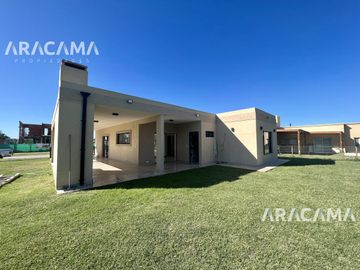 Casa en VENTA en  Lagos de San Eliseo - San Vicente