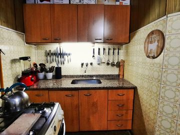 VENTA CASA CON LOCAL 200 M2 VALENTIN ALSINA