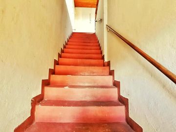 VENTA CASA CON LOCAL 200 M2 VALENTIN ALSINA