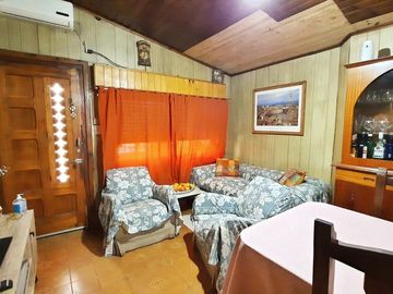VENTA CASA CON LOCAL 200 M2 VALENTIN ALSINA