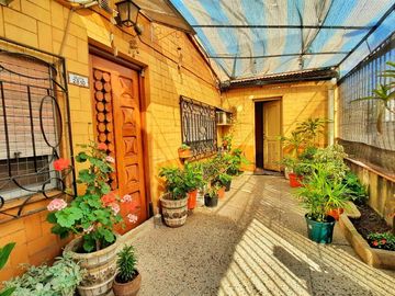 VENTA CASA CON LOCAL 200 M2 VALENTIN ALSINA