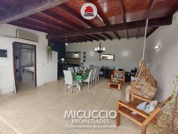 Casa en Venta, Italia 447, Escobar centro