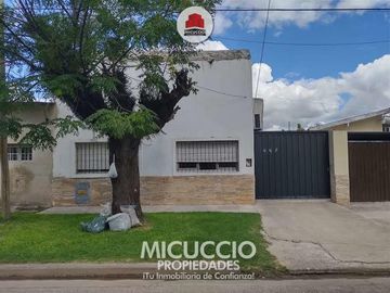 Casa en Venta, Italia 447, Escobar centro
