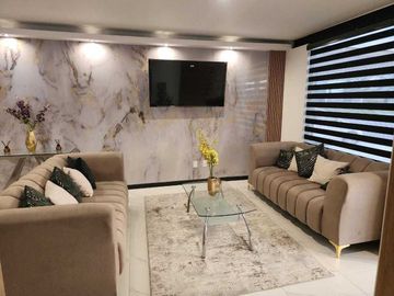 Venta de Hermosa Casa en Cañadas del Arroyo! 3 Recámaras, 2 en PB, 3.5 Baños