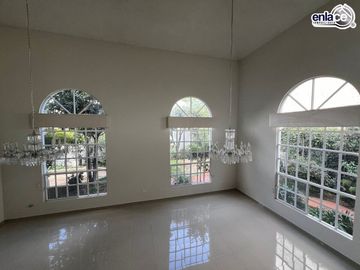 Casa en venta en Lomas del Sahuatoba