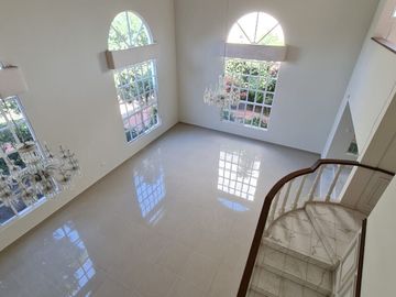 Casa en venta en Lomas del Sahuatoba