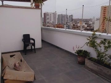 Apartamento en venta de 3 dormitorios c/ cochera en Barranco en Lima Perú