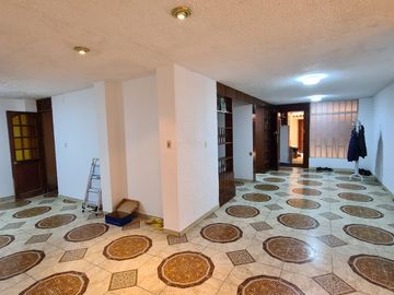 Casa en venta de 28 dormitorios c/ cochera en San Miguel, Lima, Perú