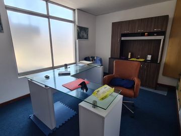 Casa en venta de 28 dormitorios c/ cochera en San Miguel, Lima, Perú