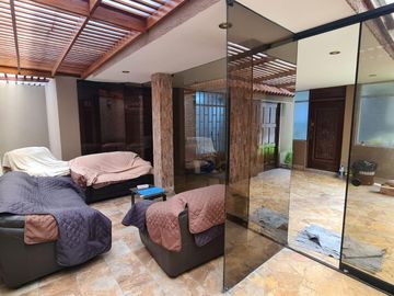 Casa en venta de 28 dormitorios c/ cochera en San Miguel, Lima, Perú