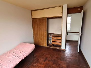 Casa en venta en Lima de 4 dormitorios c/ cochera en Santiago de Surco