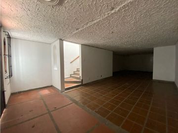 Alquiler de Casa Comercial Sector Pinares Pereira