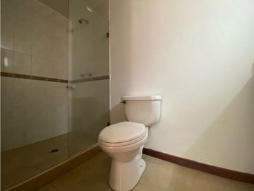 Alquiler de Casa Comercial Sector Pinares Pereira