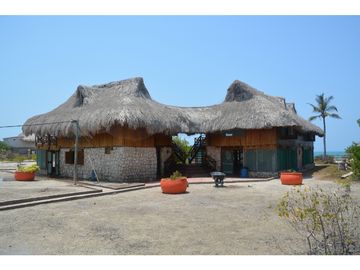 VENTA CASA DE PLAYA EN ISLA DEL ROSARIO - TINTIPAN