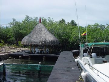 VENTA CASA DE PLAYA EN ISLA DEL ROSARIO - TINTIPAN