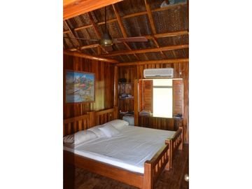 VENTA CASA DE PLAYA EN ISLA DEL ROSARIO - TINTIPAN