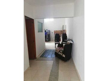 LUXA VENDE CASA 2 PISOS. INDEPENDIENTES. BARRIO EL UVO-SECTOR NORTE